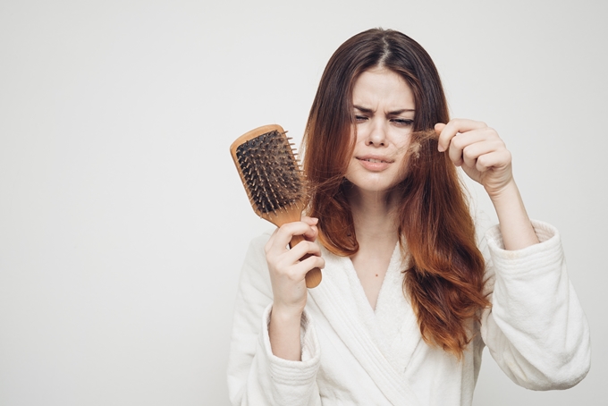 Cách phục hồi tóc hư tổn bằng thảo dược Come-on
